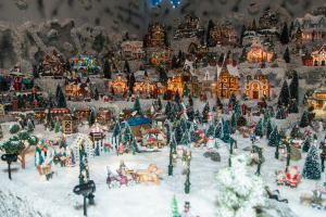 Een foto van de miniatuurkerstdorp van Frank Smet uit Hemiksem © Heemkring Heymissen